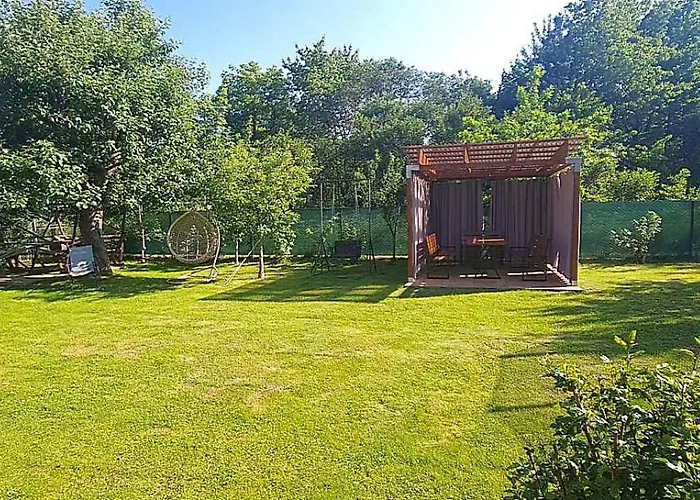 Villa Ortus Novoselitsa (Ivano-Frankivsk)